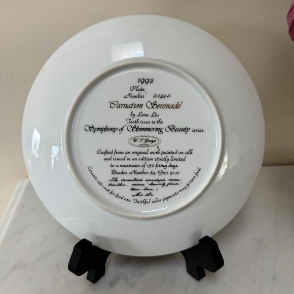 Carnation Serenade by Lena Liu Symphony of Shimmering Beauty 1992 Plate # 6733A - Picture 3 of 10